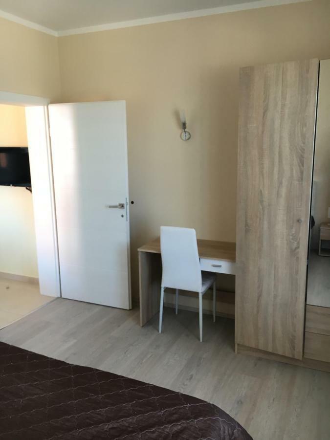 Holiday Home 1